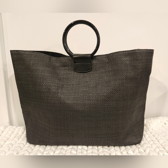 Like new! Extra large, black, carry all, Kate Spade tote - Picture 3 of 8